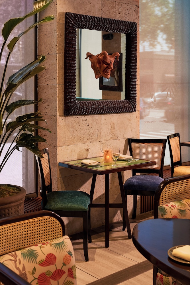 

Roma - Bronx - Radio Hotel
