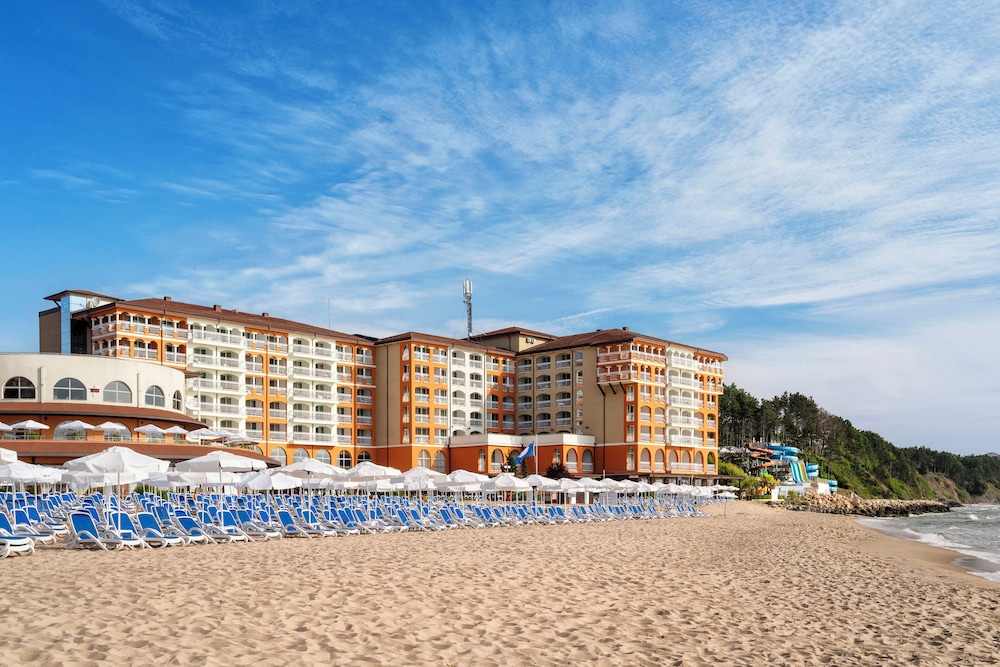 

Milano - Obzor - Sol Luna Bay All Inclusive