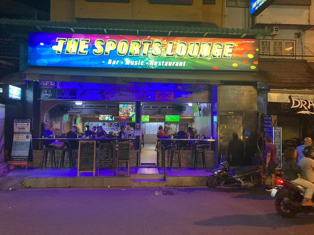 

Roma - Pattaya South - The Sports Lounge