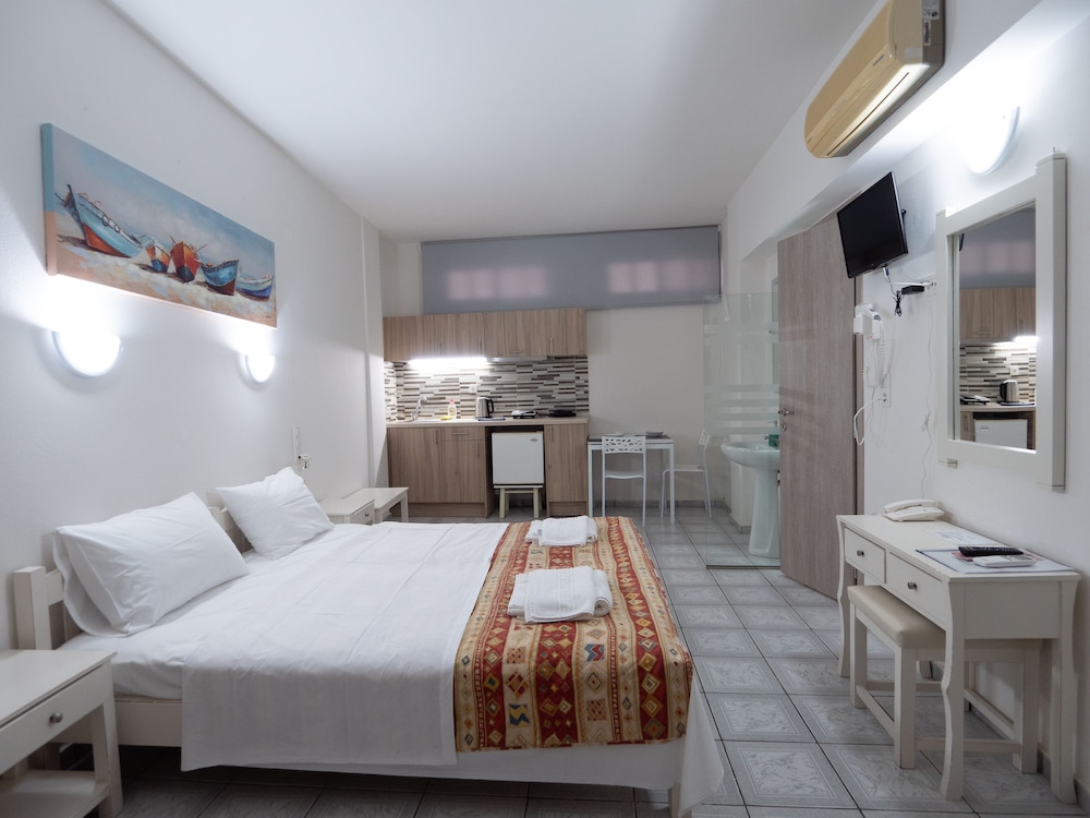 

Roma - Kato Gouves - Aristo Apts