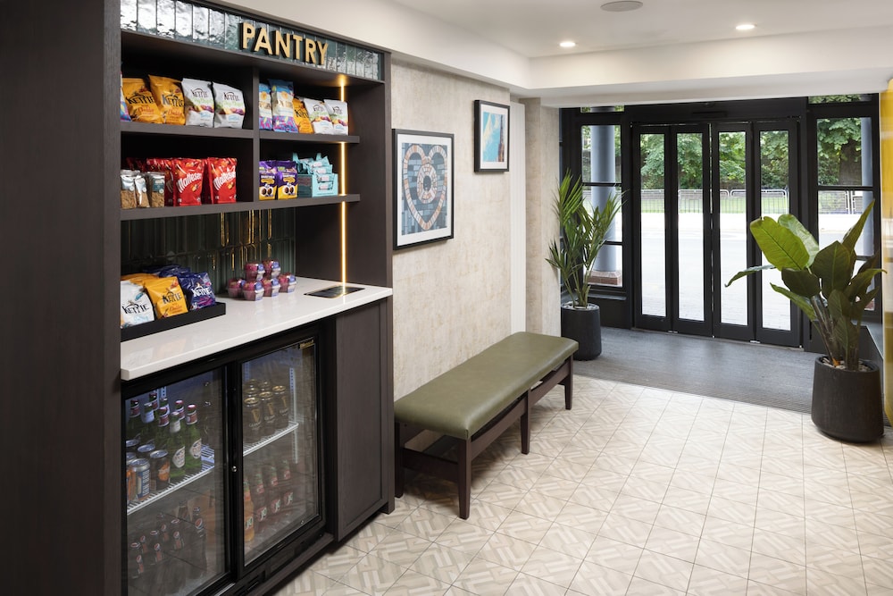 

Milano - Leith - Four Points by Sheraton Edinburgh