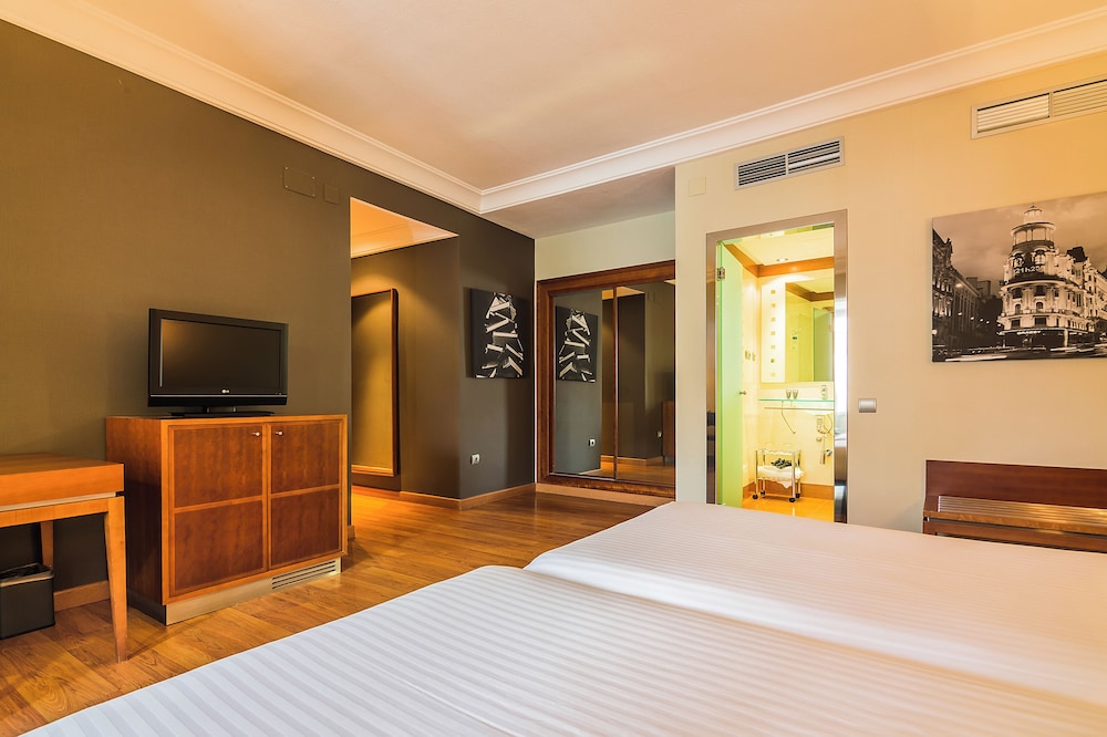 

Bari - Almería - Hotel AM Almería