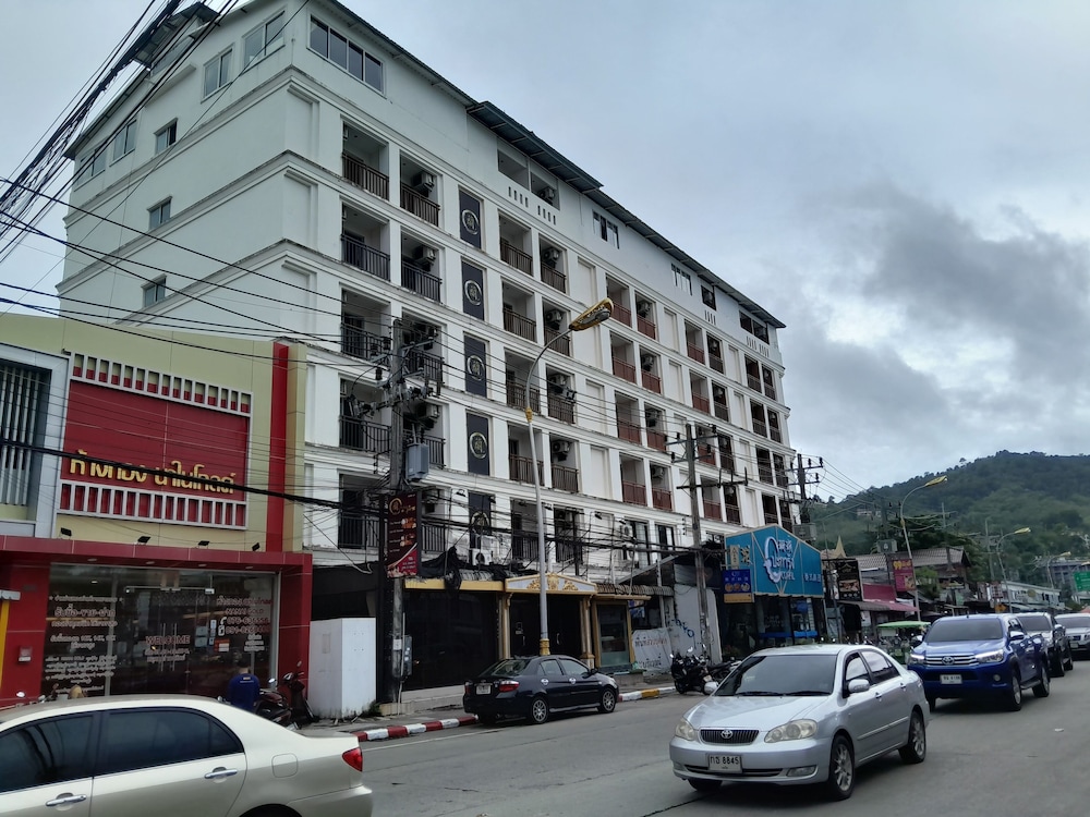 

Bologna - Karon Beach - Sereneburi Patong Residence