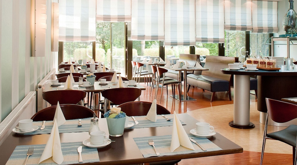 

Milano - Ratisbona - ACHAT Hotel Regensburg im Park