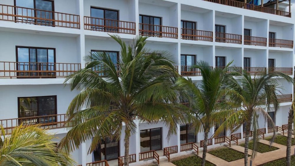 

Catania - Nungwi, Zanzibar - Malika Nungwi Hotel