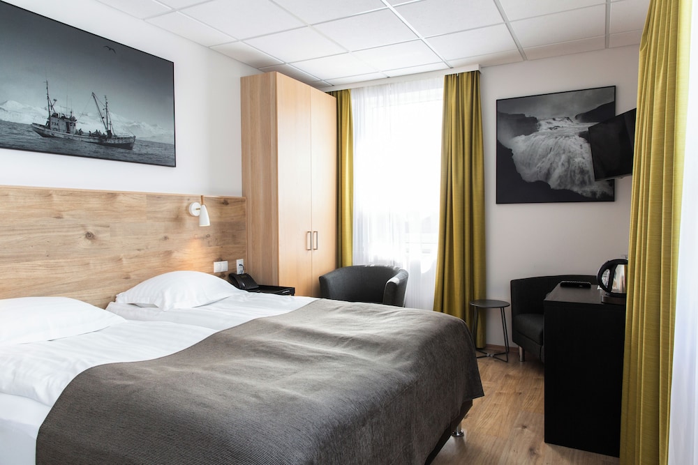 

Napoli - Selfoss - Hotel Selfoss