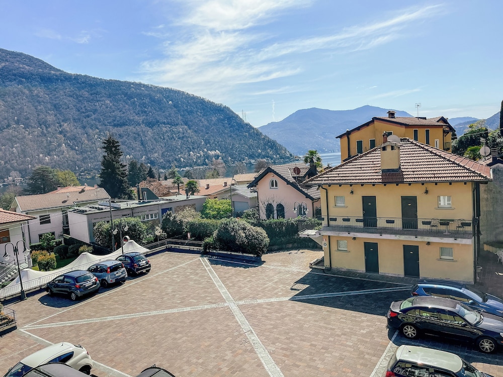 

Milano - Lugano - Caroline Hotel