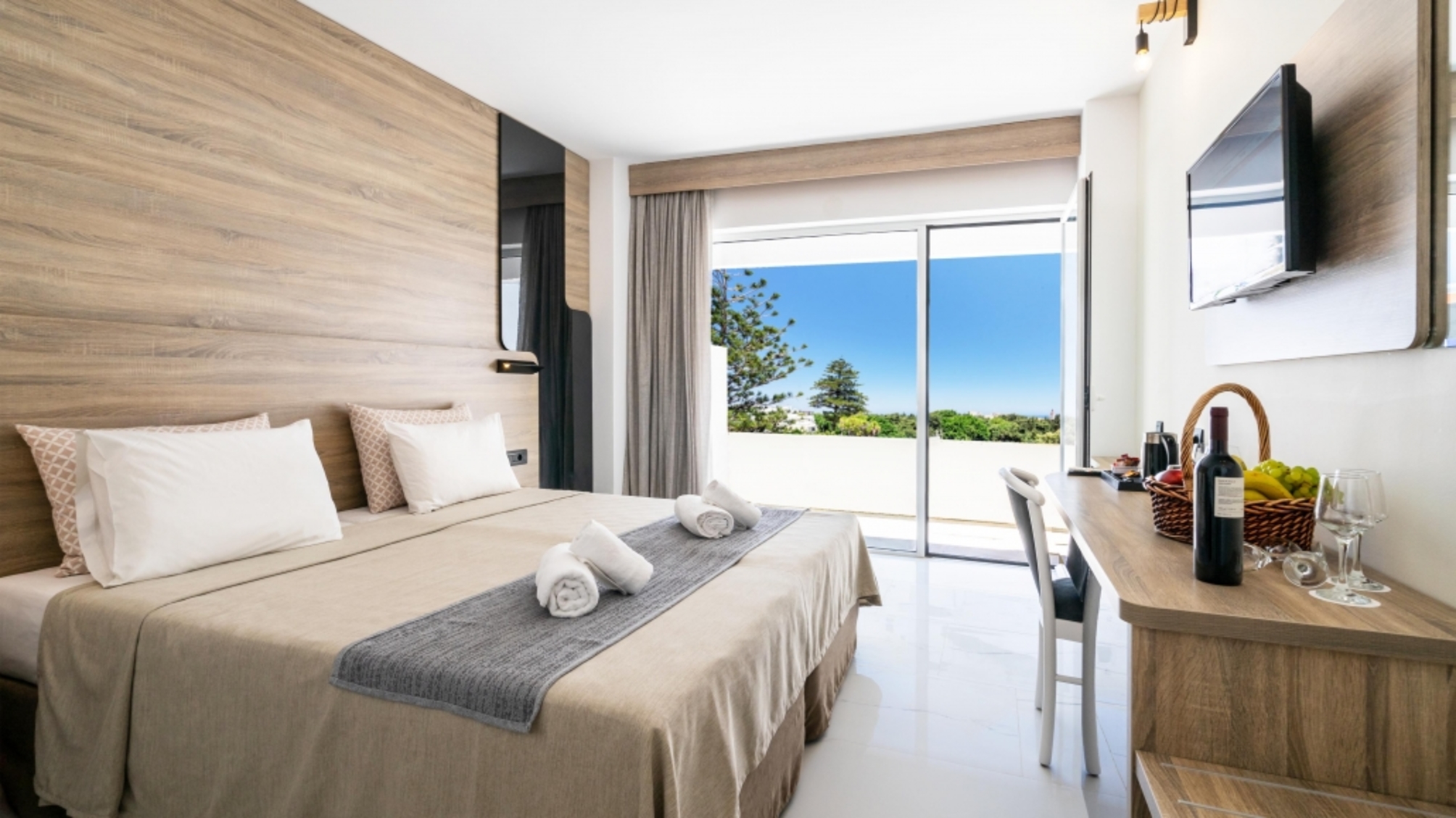 

Milano - Rodi, Isole Greche - Castellum Suites - All Inclusive