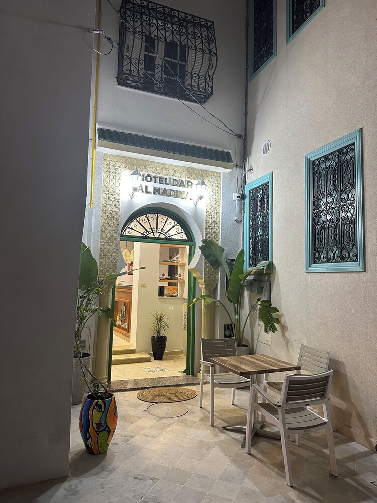 

Napoli - Mahdia - Hotel Dar Al Madina
