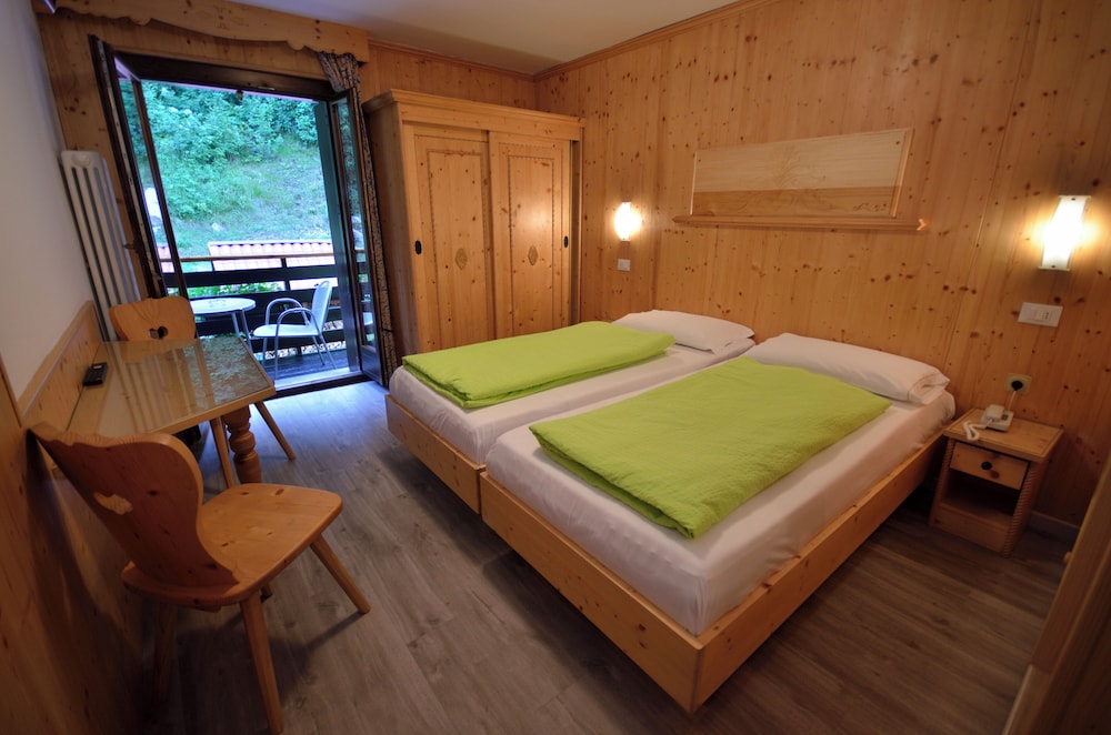 

Milano - Val di Sole - Hotel Cime D'Oro