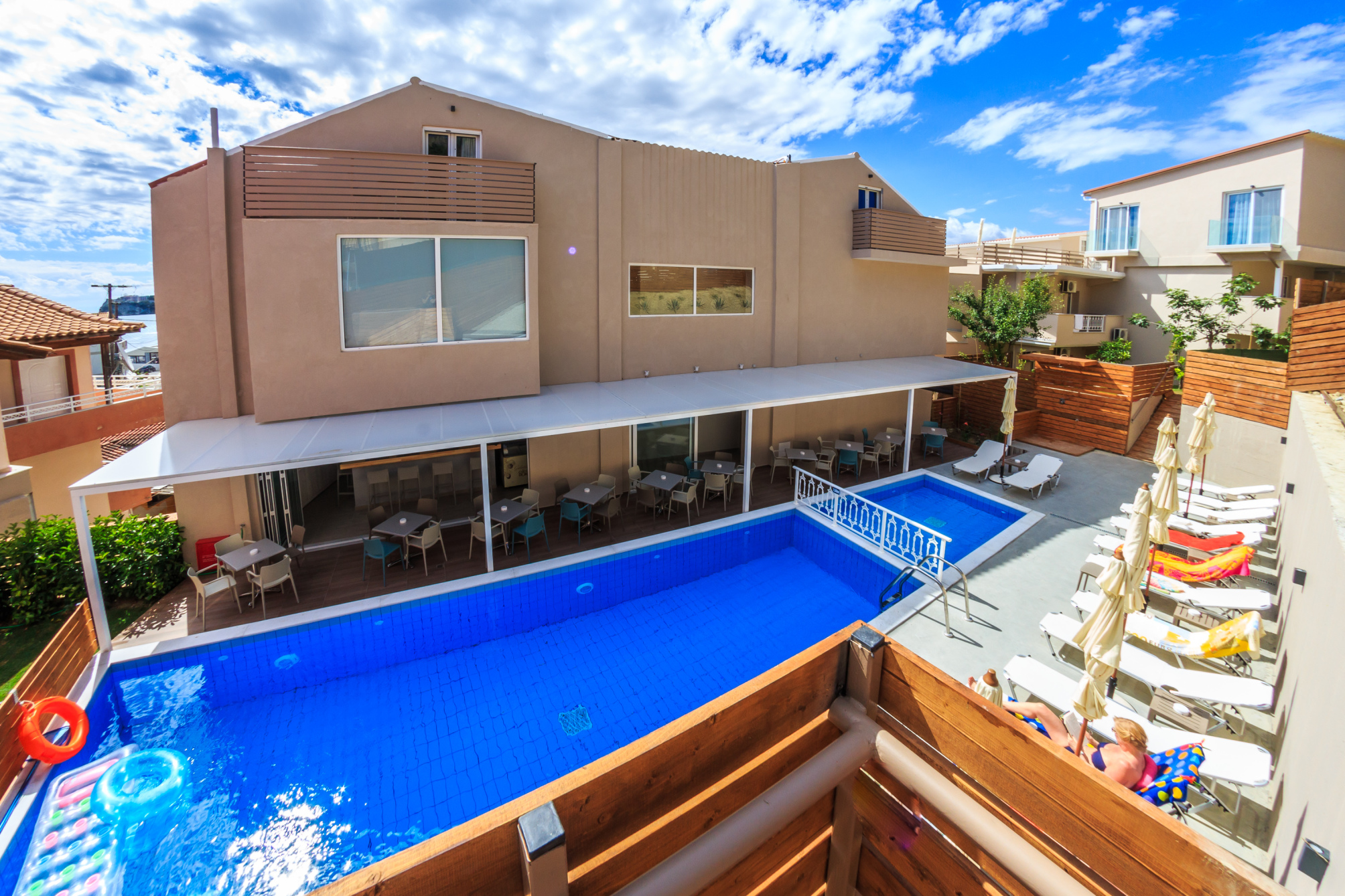 

Milano - Agios Kirikos - Porto Planos Beach Hotel