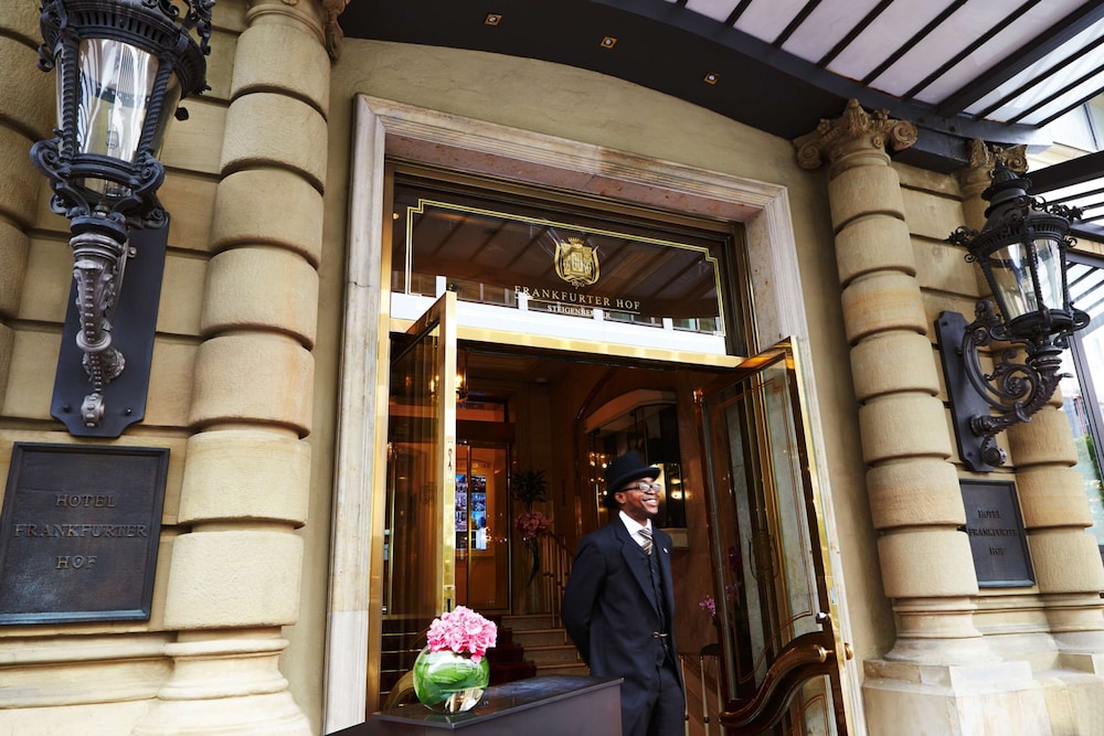 

Milano - Francoforte sul Meno - Steigenberger Icon Frankfurter Hof