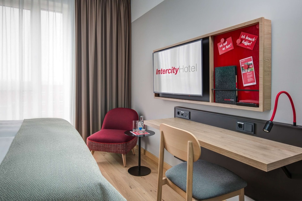 

Milano - Oberhausen (Nordrhein-Westfalen) - IntercityHotel Duisburg