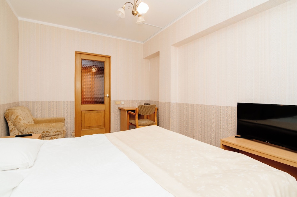 

Bologna - Chişinău - Dacia Hotel