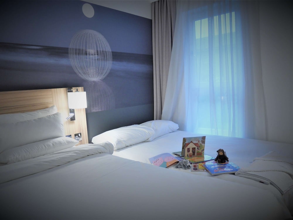 

Perugia - Stansted - Novotel London Stansted Airport