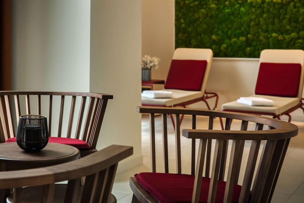 

Bologna - Hoofddorp - IntercityHotel Amsterdam Airport