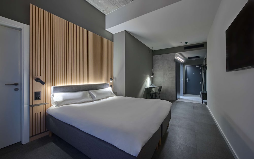 

Bologna - Aeroporto di Madrid - Zleep Hotel Madrid Airport