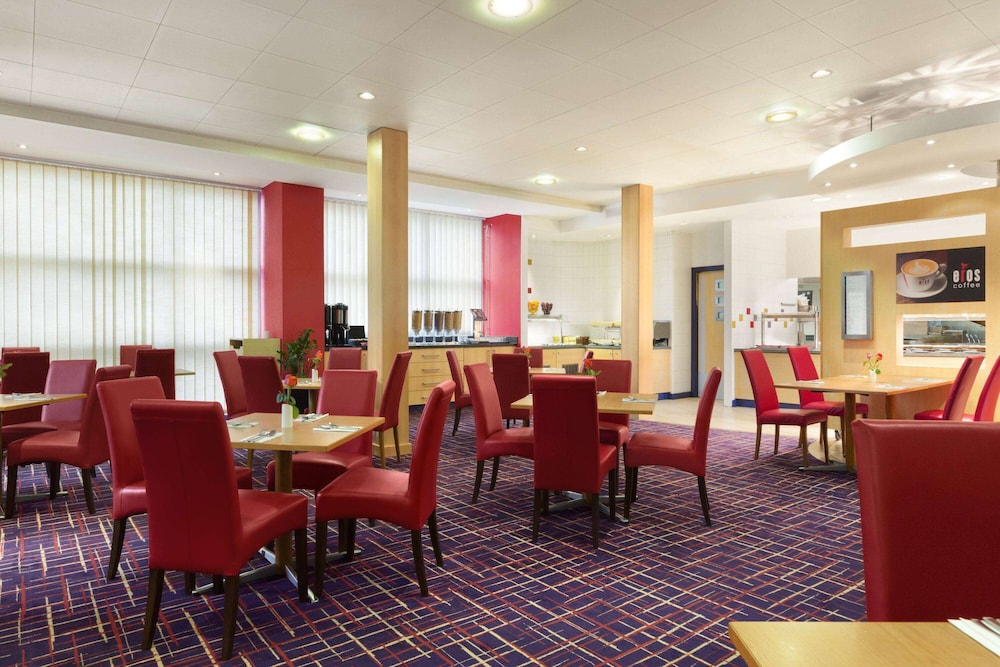 

Genova - Londra - Ramada By Wyndham London North M1