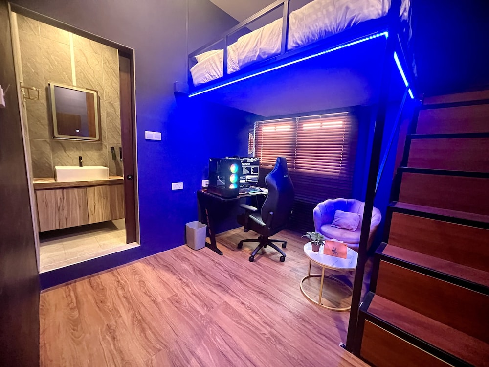 

Venezia - Singapore - Arena eSports Hotel @ Bugis Village