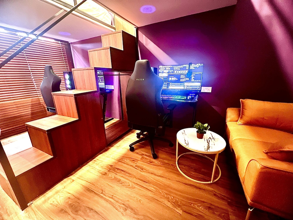 

Milano - Singapore - Arena eSports Hotel @ Bugis Village