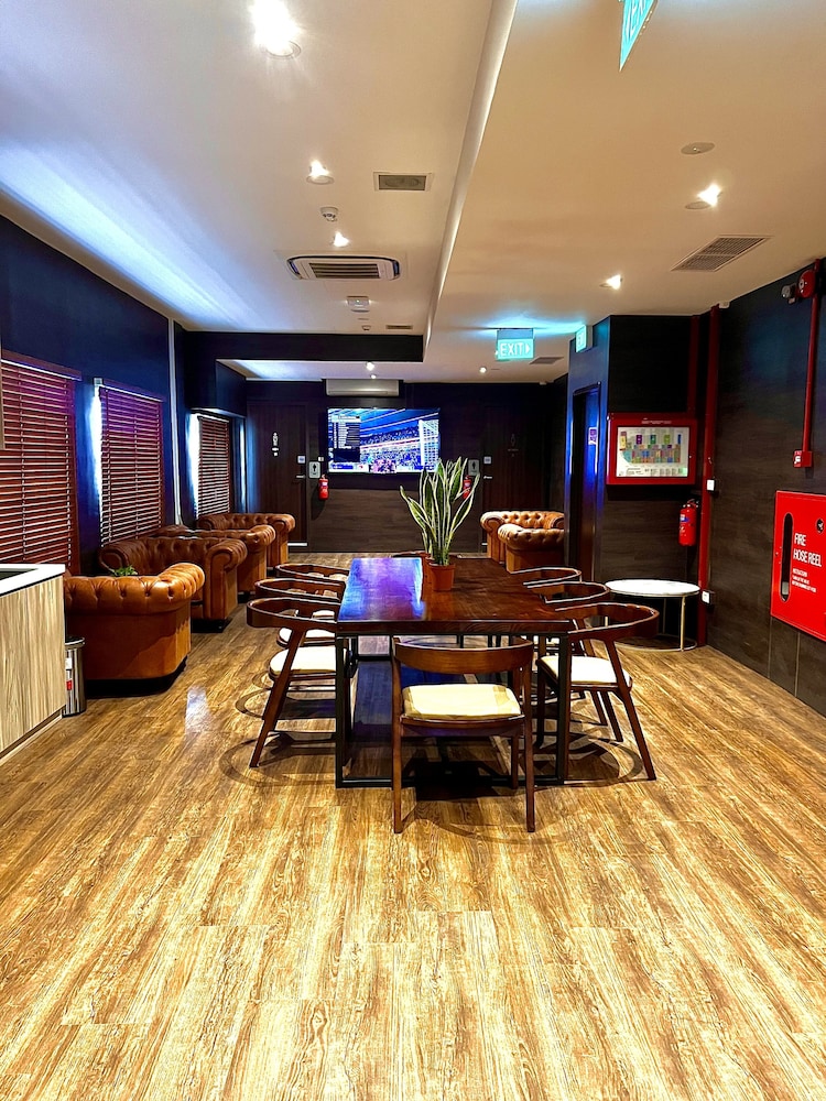 

Roma - Singapore - Arena eSports Hotel @ Bugis Village