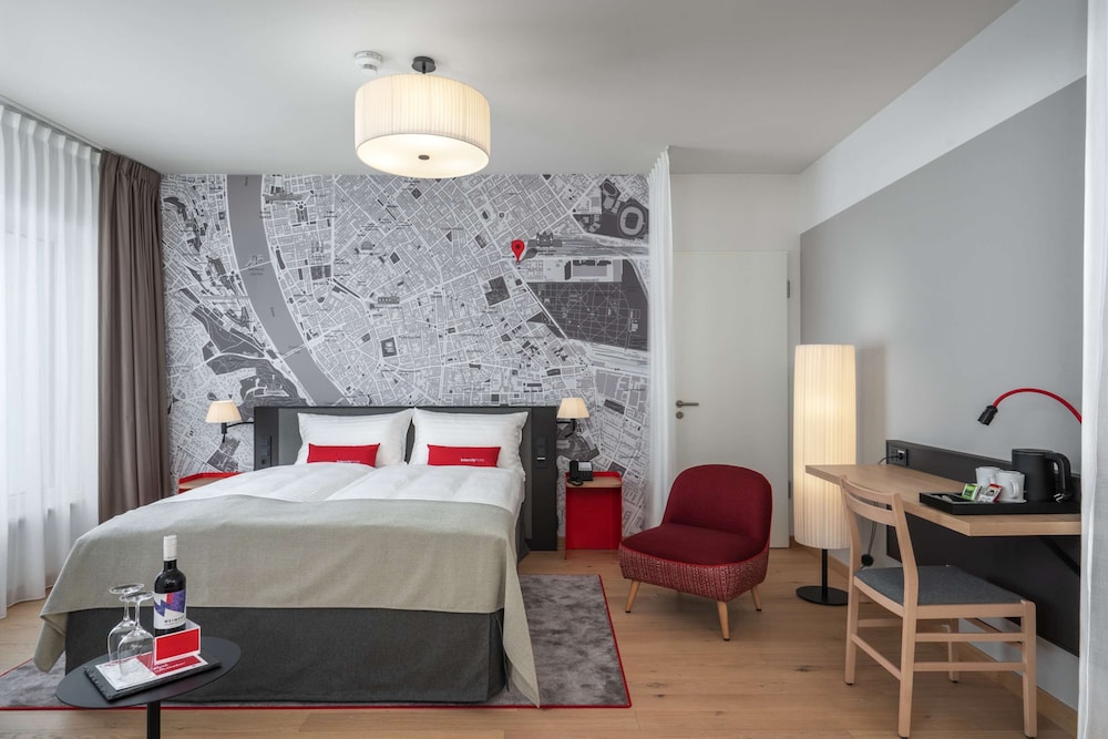 

Palermo - Budapest - IntercityHotel Budapest