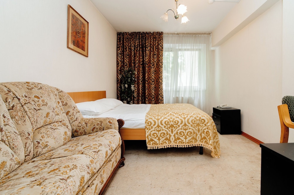 

Milano - Chişinău - Dacia Hotel