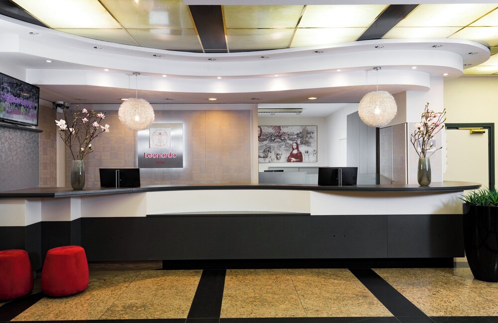 

Lamezia Terme - Ismaning - Leonardo Hotel Munich Arabellapark