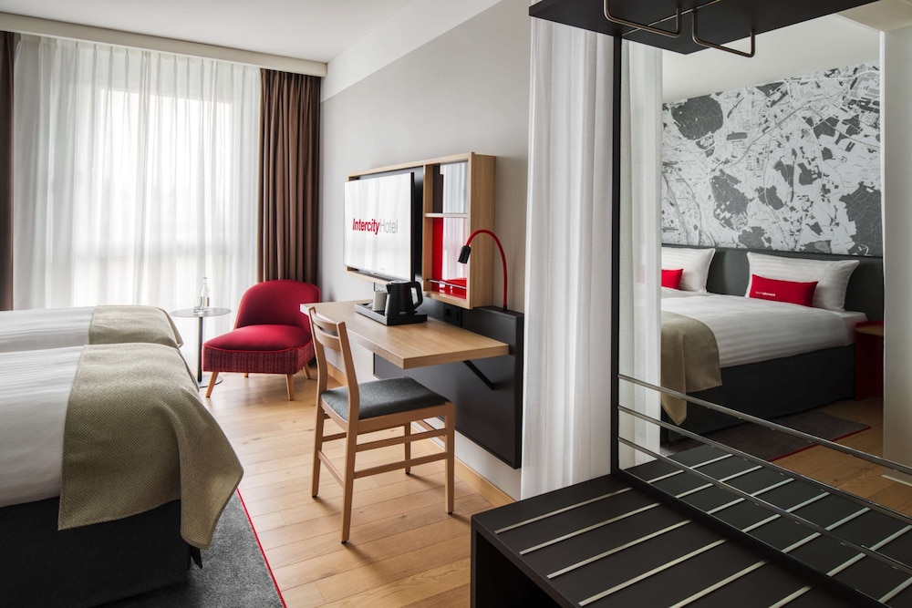 

Napoli - Wallisellen - Intercityhotel Zuerich Airport