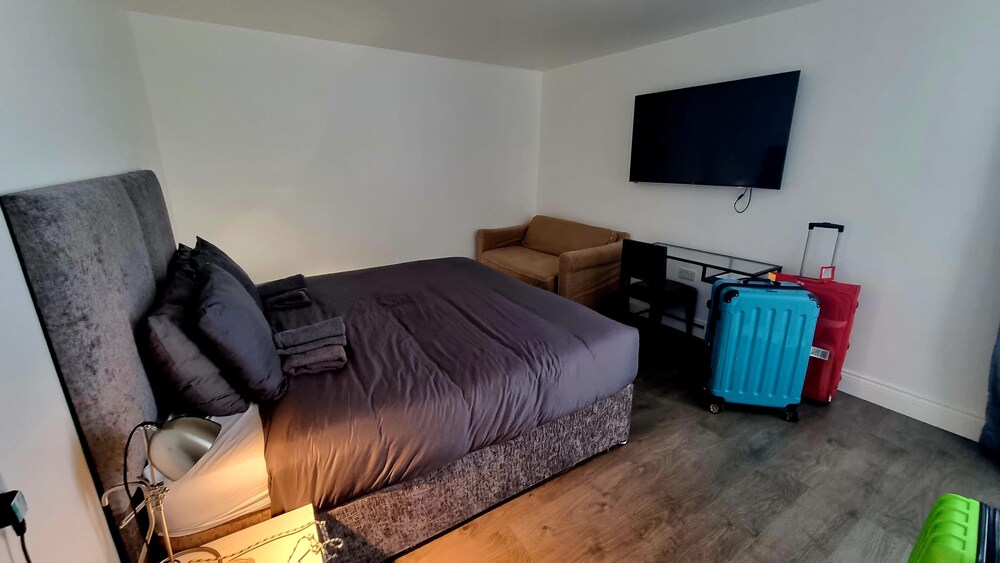 

Ancona - Edgware - Abbey Point Hotel