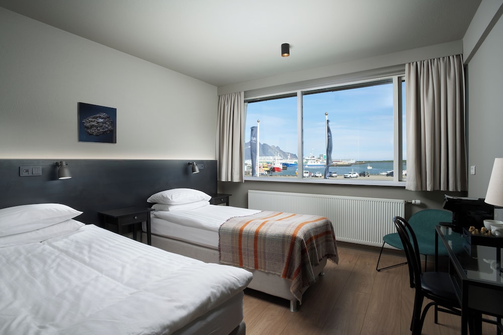 

Bologna - Höfn - Höfn - Berjaya Iceland Hotels