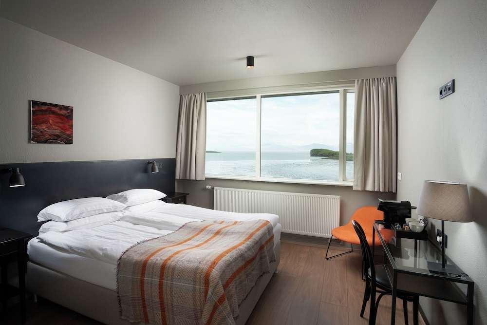 

Bologna - Höfn - Höfn - Berjaya Iceland Hotels