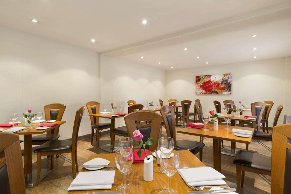 

Bologna - Harrow - Ramada By Wyndham London North M1