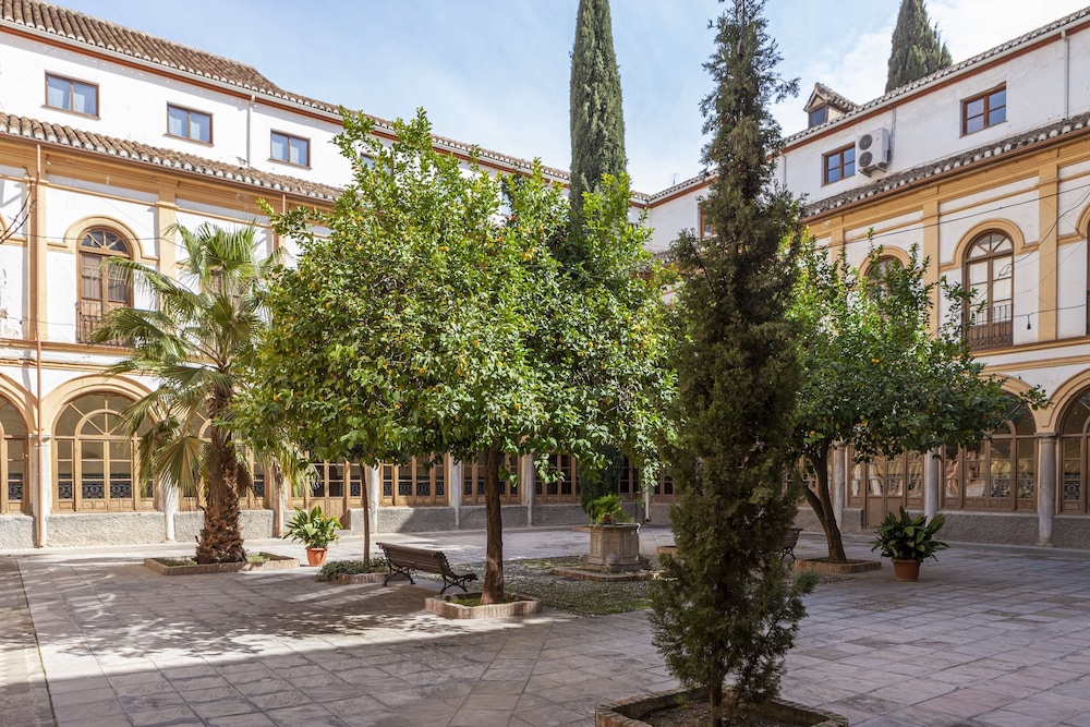 

Palermo - Granada - Macià Monasterio de los Basilios Hotel