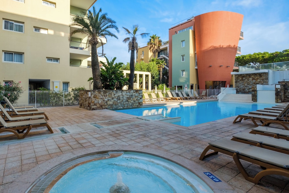 

Roma - Antibes - Juan Les Pins - Résidence Pierre & Vacances Premium Port Prestige