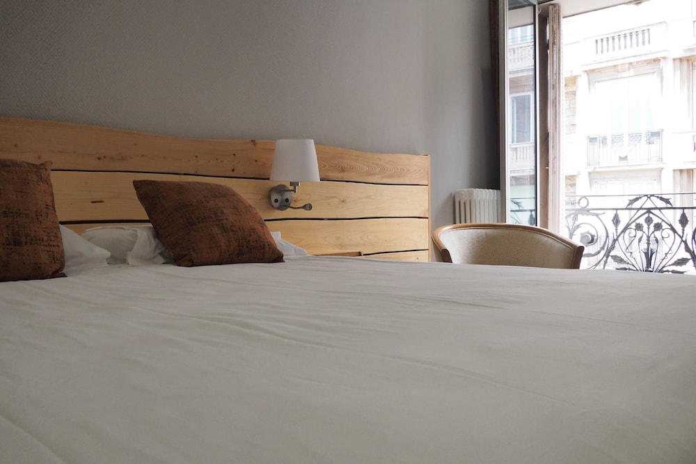 

Roma - Nizza - Hotel Busby