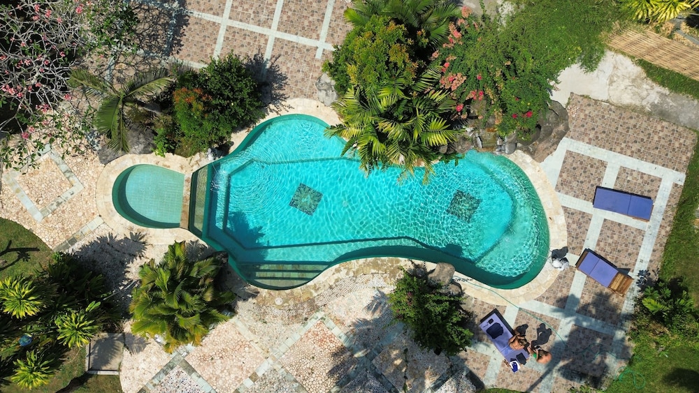 

Milano - Lombok, Indonesia - Matahari Inn Kuta Lombok