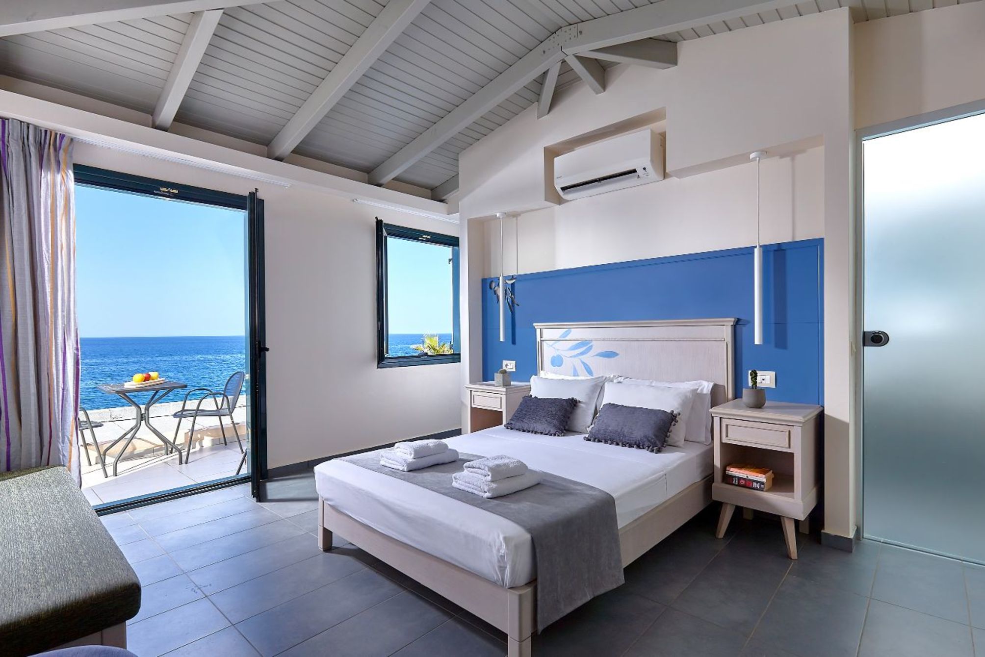 

Napoli - Milatos - Castello Village Resort