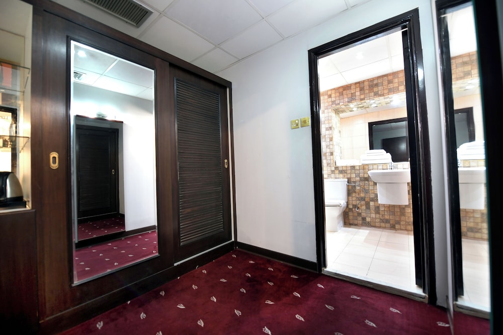 

Milano - Safat - Carlton Tower Hotel Kuwait