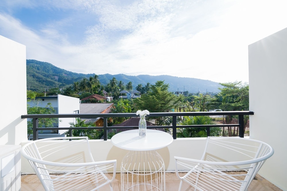 

Milano - Bang Tao Beach - Hill Myna Holiday Park & Cafe