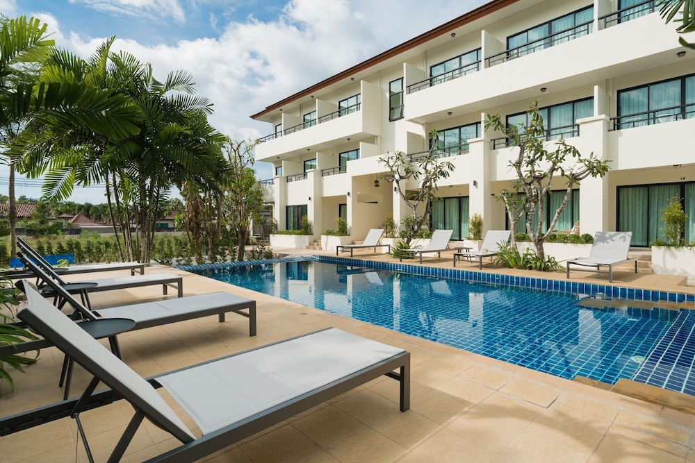 

Milano - Kamala Beach - Hill Myna Holiday Park & Cafe
