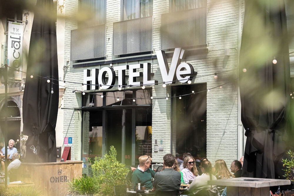 

Pisa - Mechelen - Hotel Vé