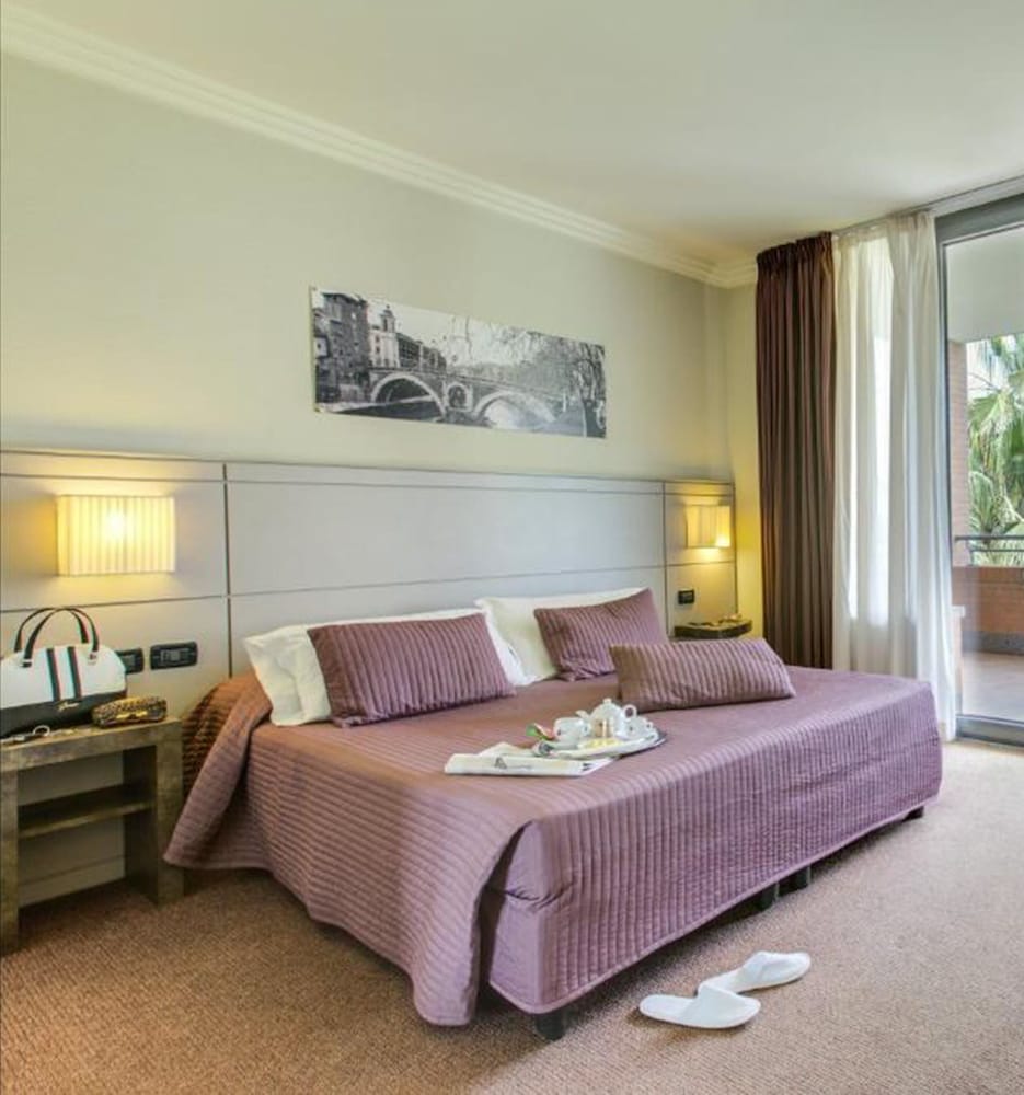 

Milano - Ciampino - Ardeatina Park Hotel
