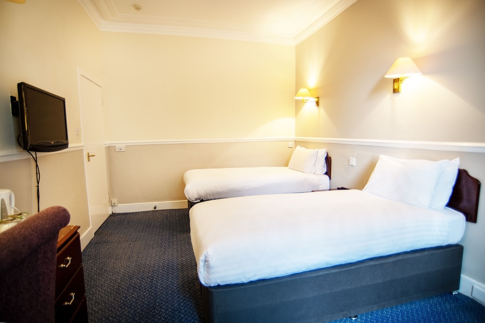 

Milano - Aberdeen - The Station Hotel