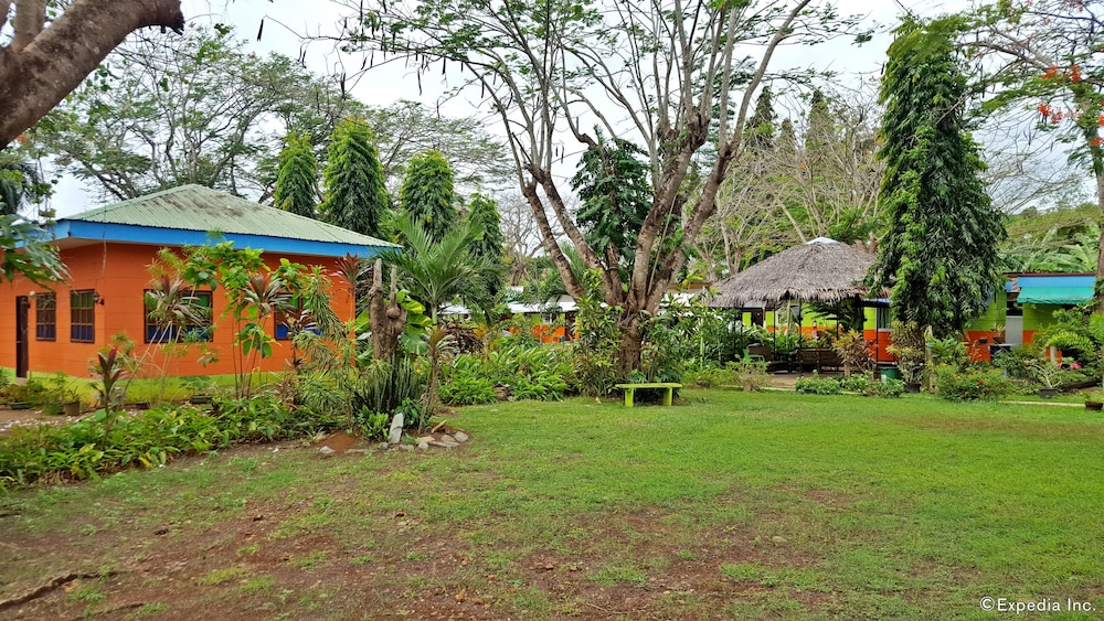 

Roma - Puerto Princesa - Natuas Cabin