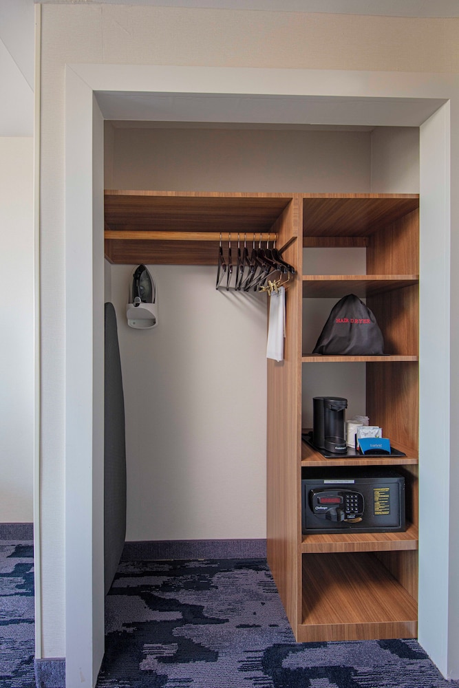 

Roma - New York - Aeroporto JFK - Fairfield Inn by Marriott JFK Airport