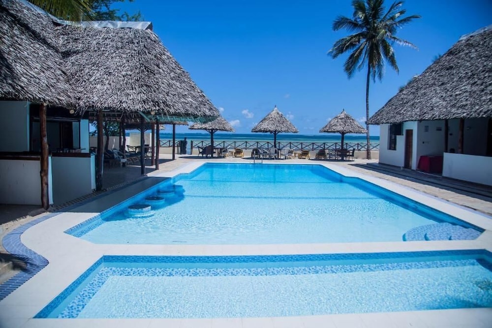 

Milano - Bamburi - Sheratton Beach Villagio