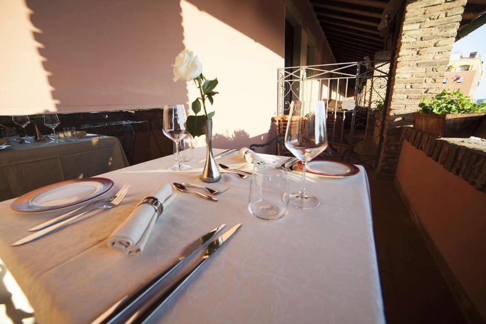 

Catania - Tirrenia - Hotel Gran Duca