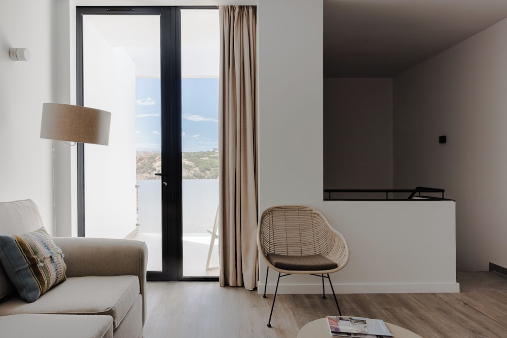 

Napoli - Sagres - Memmo Baleeira Hotel