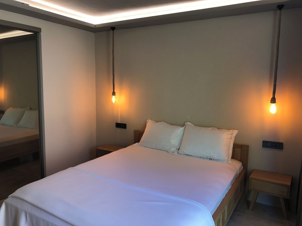 

Bologna - Gundogan - Life Butiq Hotel